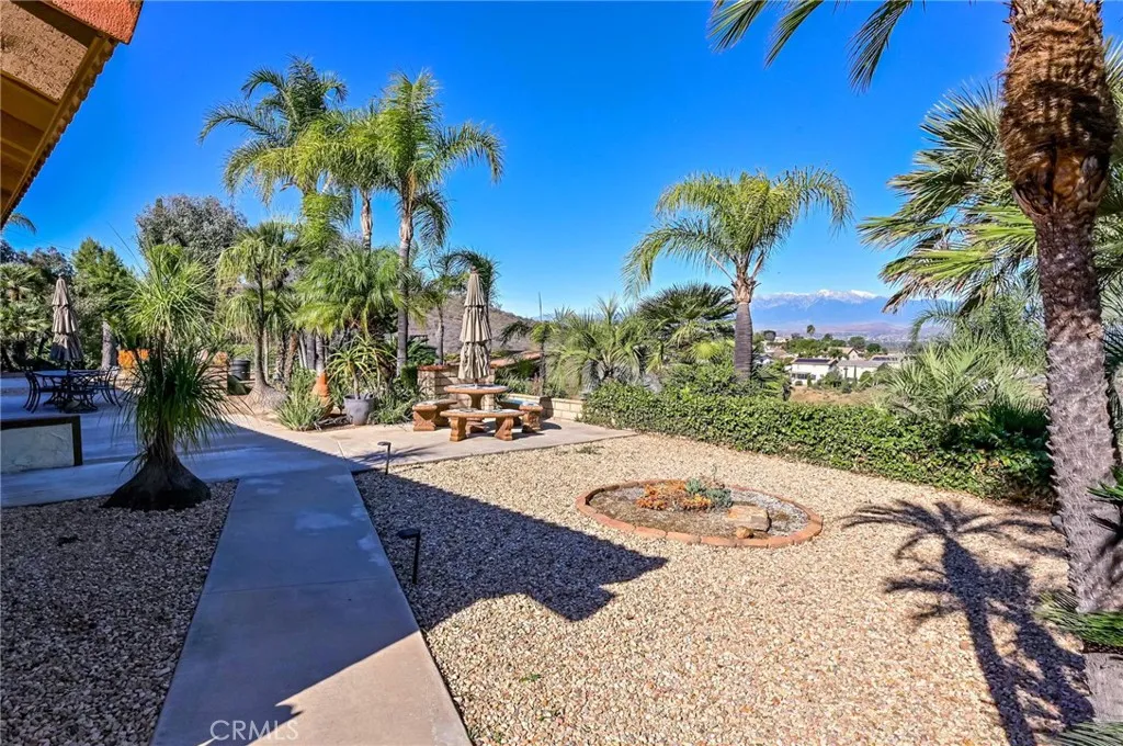 14531 Viewcrest Drive, Riverside, California 92504 home-pic-39