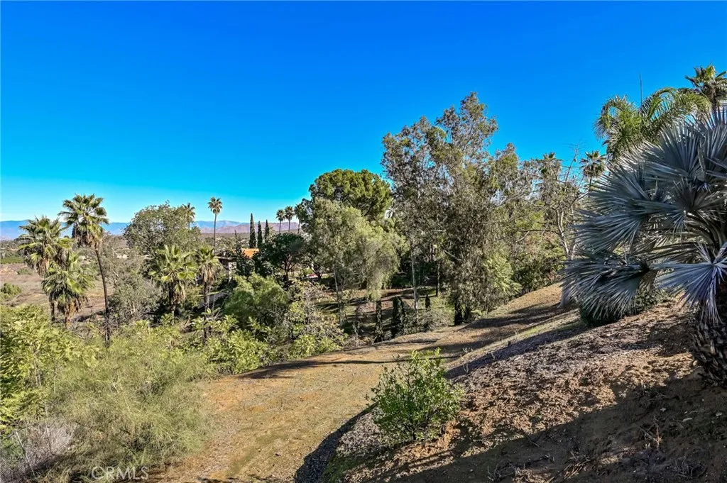 14531 Viewcrest Drive, Riverside, California 92504 home-pic-51