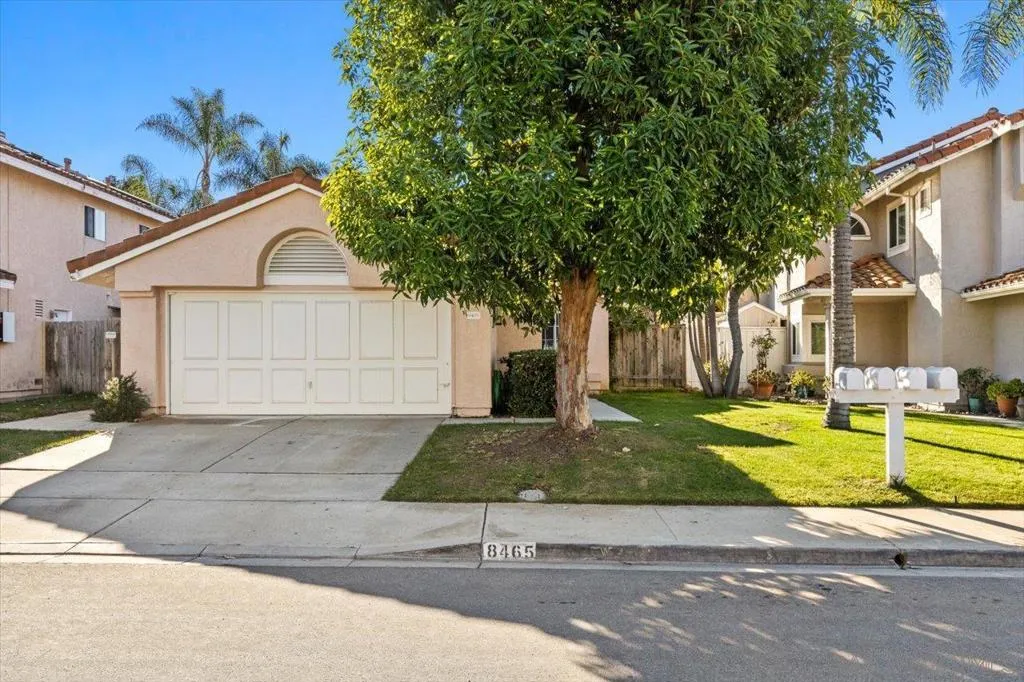 8465 Hovenweep Ct, San Diego, California 92129 home-pic-0