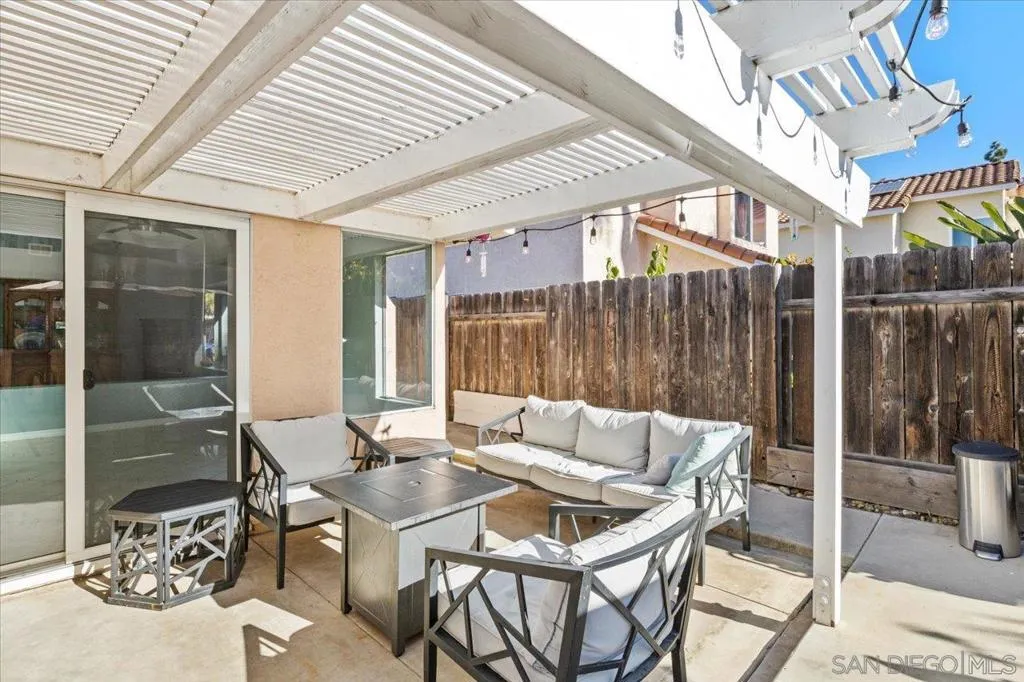 8465 Hovenweep Ct, San Diego, California 92129 home-pic-13