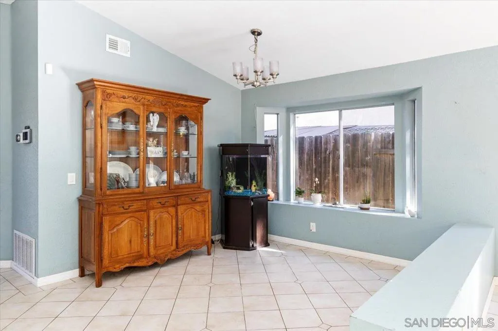 8465 Hovenweep Ct, San Diego, California 92129 home-pic-7