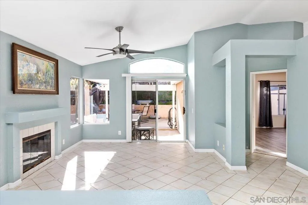8465 Hovenweep Ct, San Diego, California 92129 home-pic-4