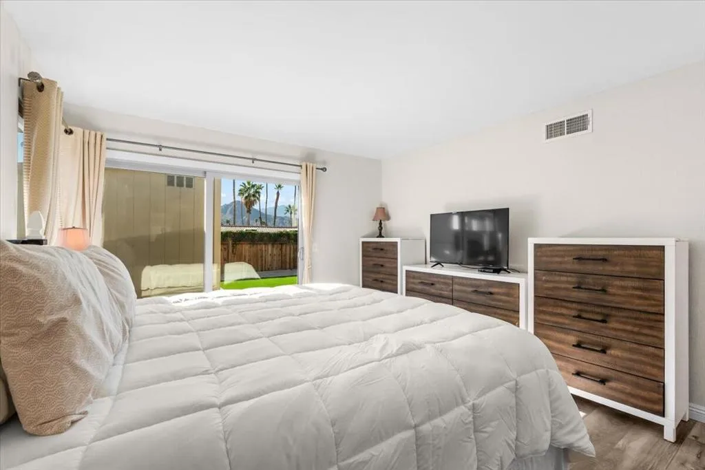 43035 Tennessee Avenue, Palm Desert, California 92211 home-pic-20