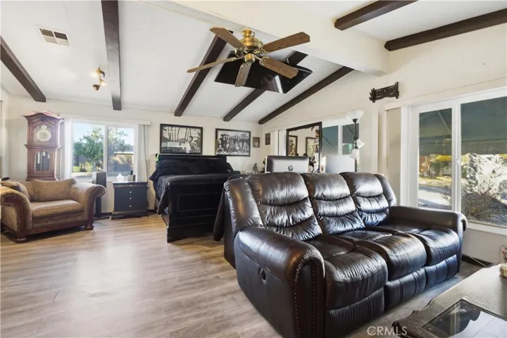 Formal living room/entry way
