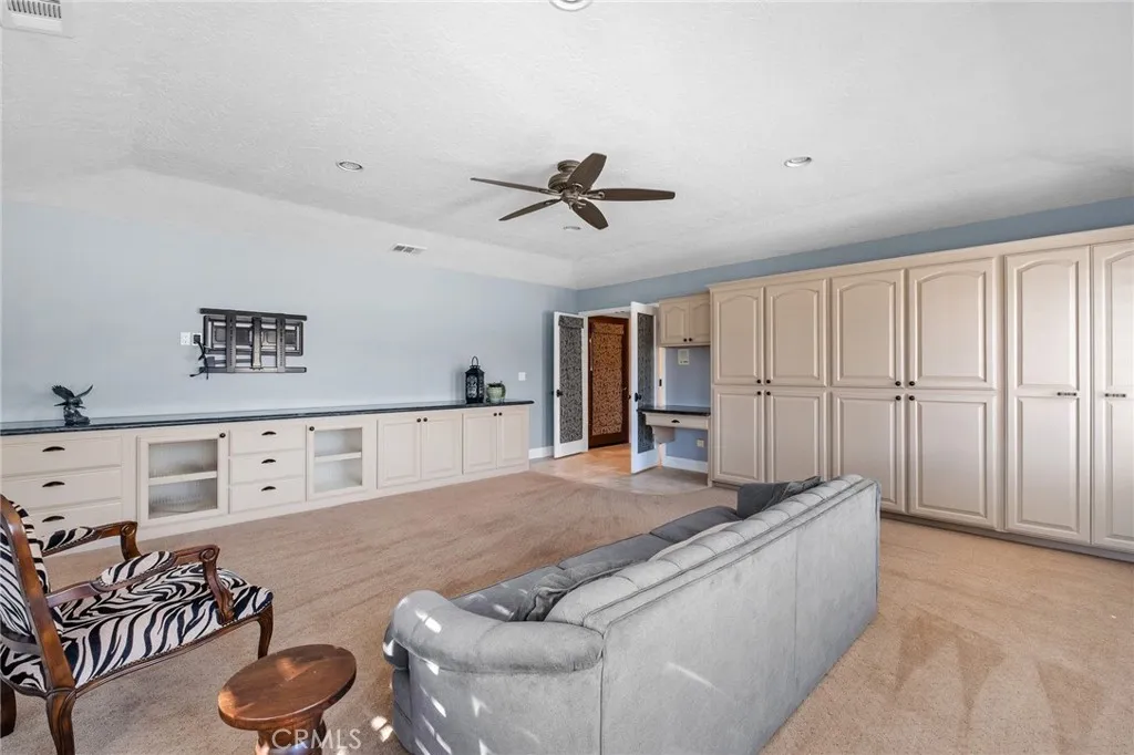 16878 Shirwaun Road, Apple Valley, California 92307 home-pic-28