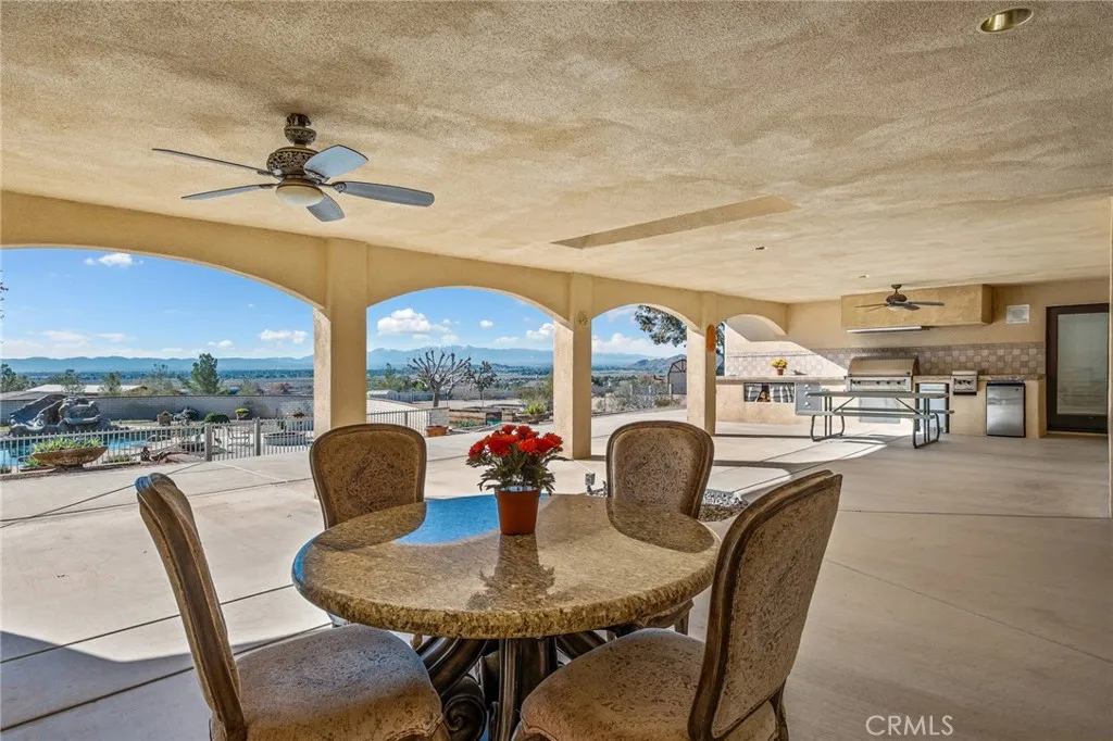 16878 Shirwaun Road, Apple Valley, California 92307 home-pic-32