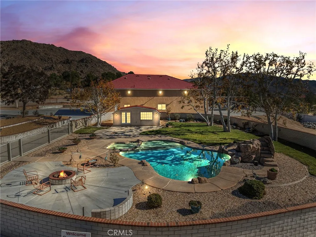 16878 Shirwaun Road, Apple Valley, California 92307 home-pic-40