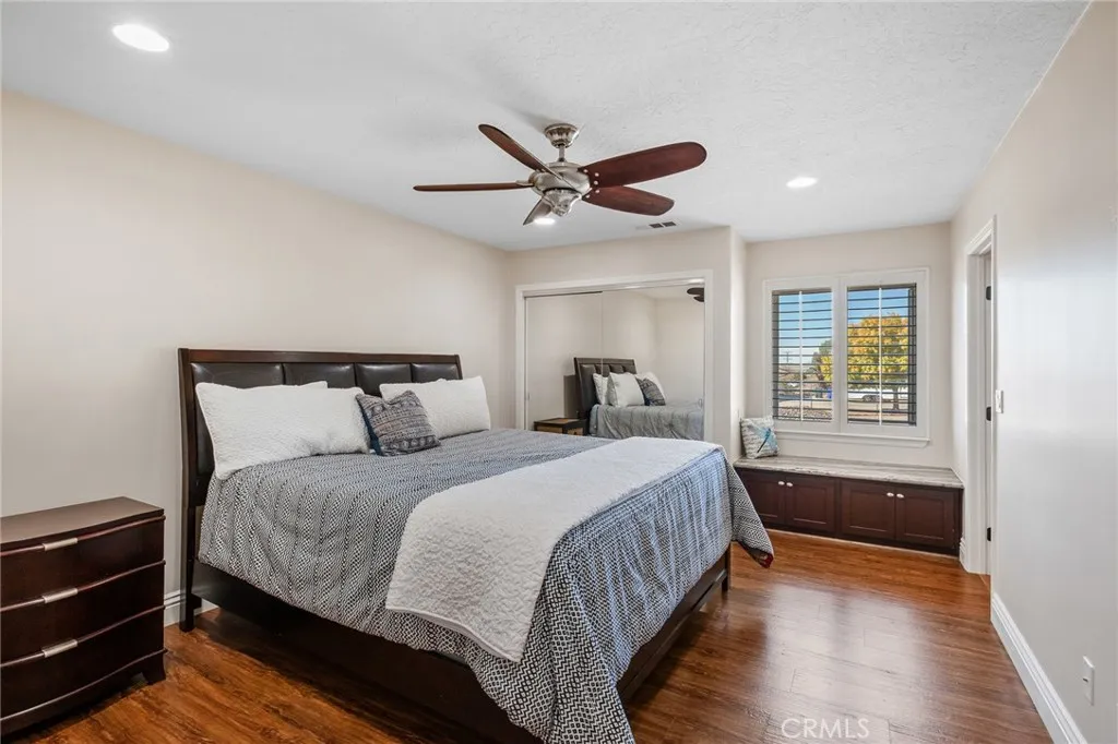 16878 Shirwaun Road, Apple Valley, California 92307 home-pic-24