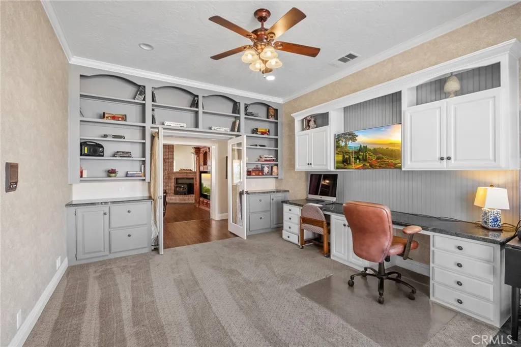 16878 Shirwaun Road, Apple Valley, California 92307 home-pic-20