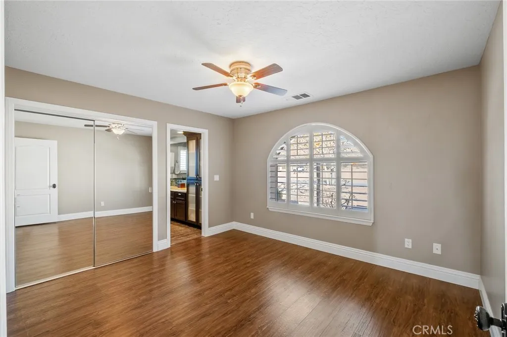 16878 Shirwaun Road, Apple Valley, California 92307 home-pic-21