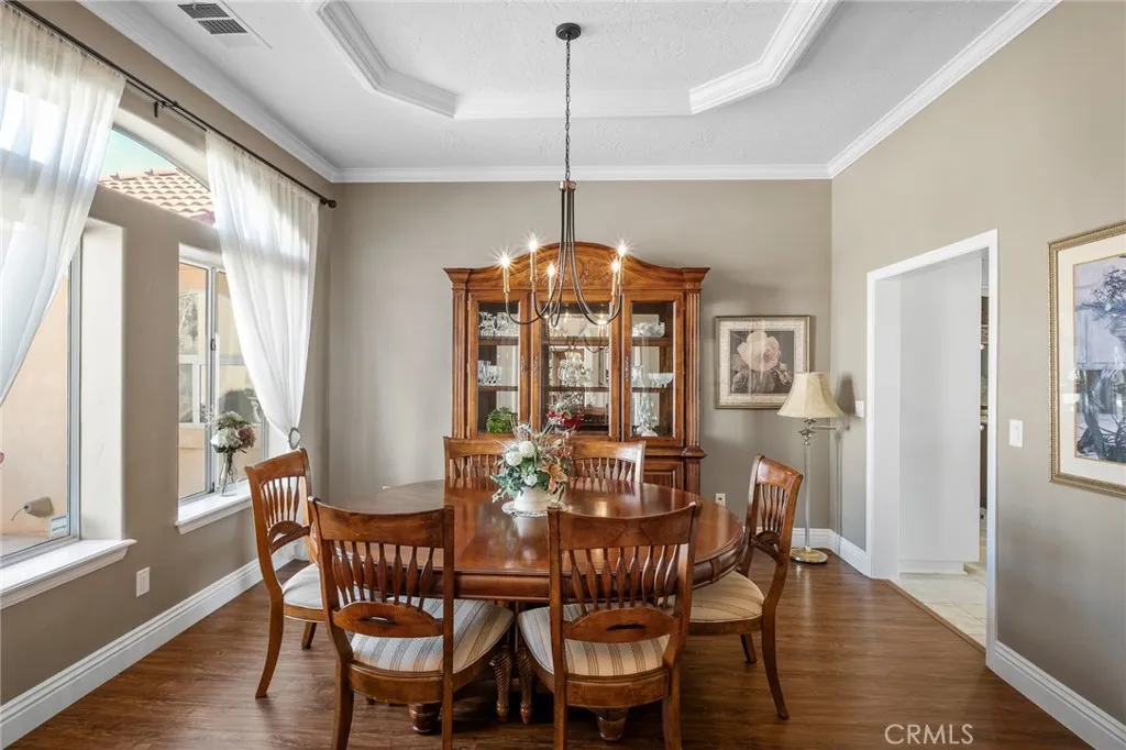 16878 Shirwaun Road, Apple Valley, California 92307 home-pic-8