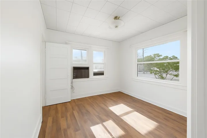 401 W Graham, Lake Elsinore, California 92530