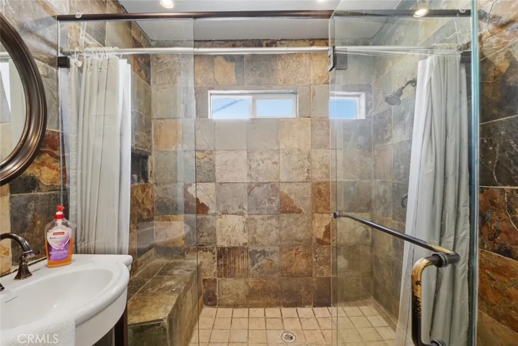 7614 Brunache, Downey, California 90242 home-pic-40