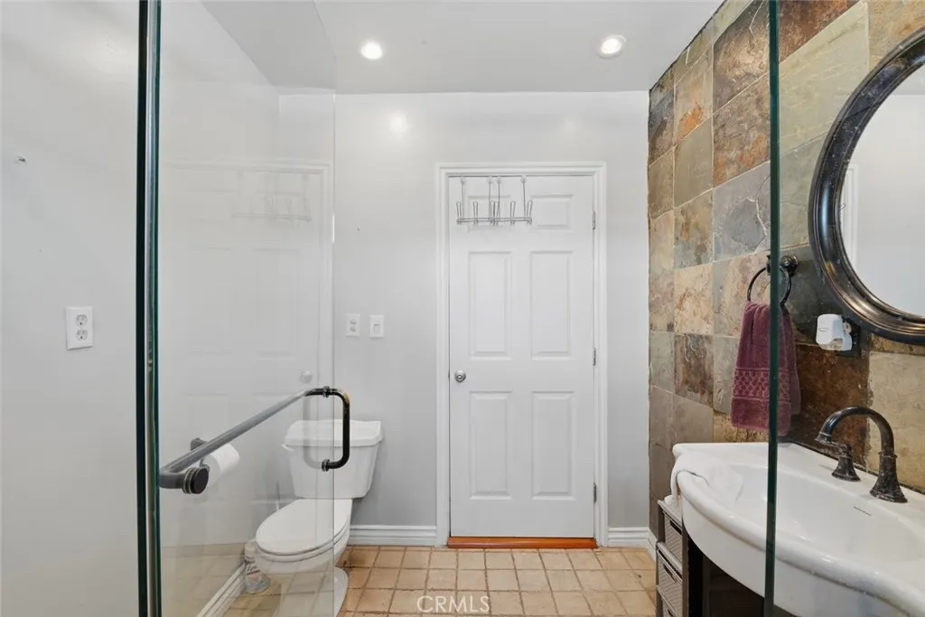 7614 Brunache, Downey, California 90242 home-pic-42