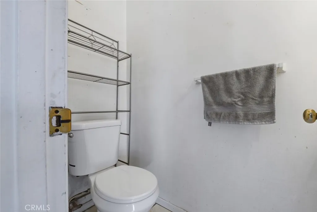 7614 Brunache, Downey, California 90242 home-pic-25