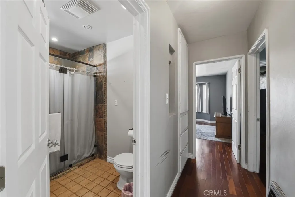 7614 Brunache, Downey, California 90242 home-pic-39