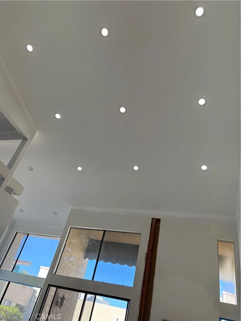 5310 Zelzah, Encino, California 91316 home-pic-49