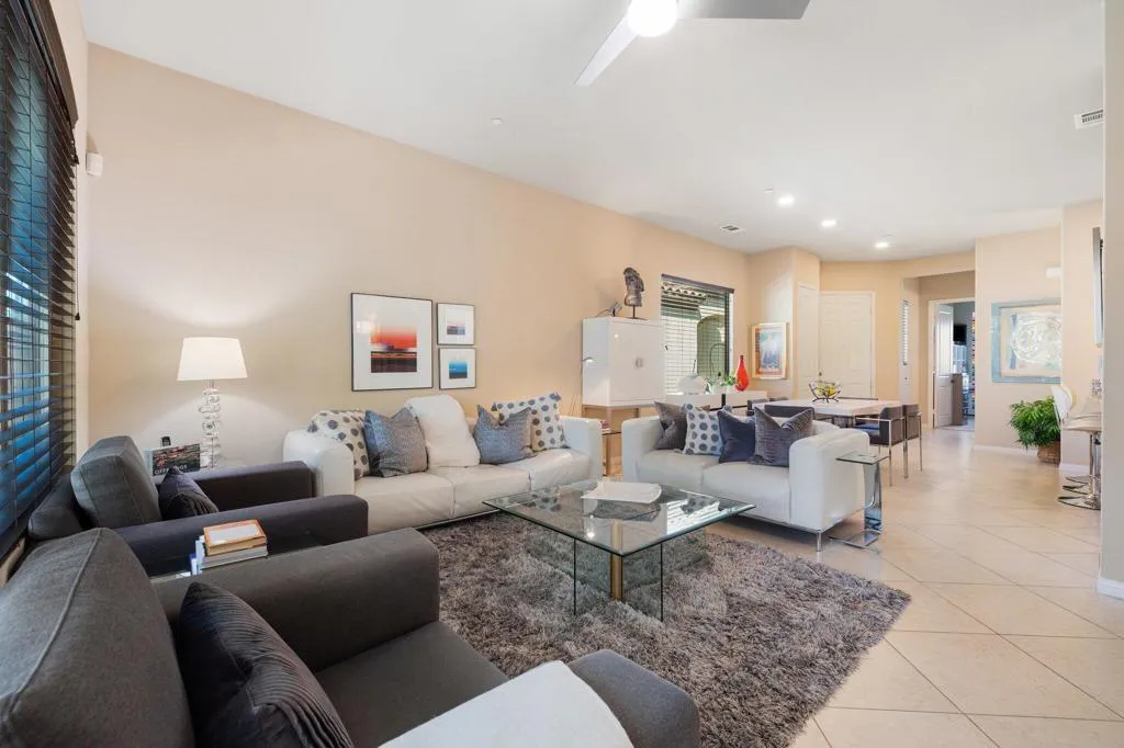 39228 Calle Negrete, Indio, California 92203 home-pic-6