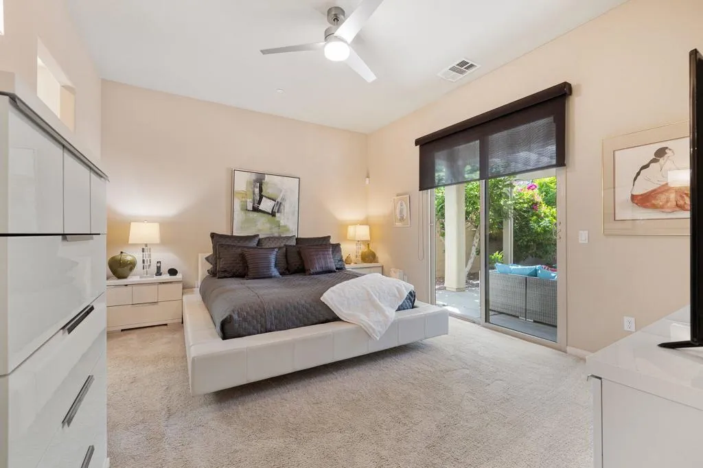 39228 Calle Negrete, Indio, California 92203 home-pic-5