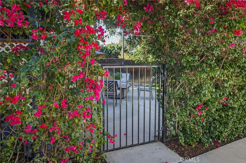 716 W Olive, Redlands, California 92373 home-pic-4