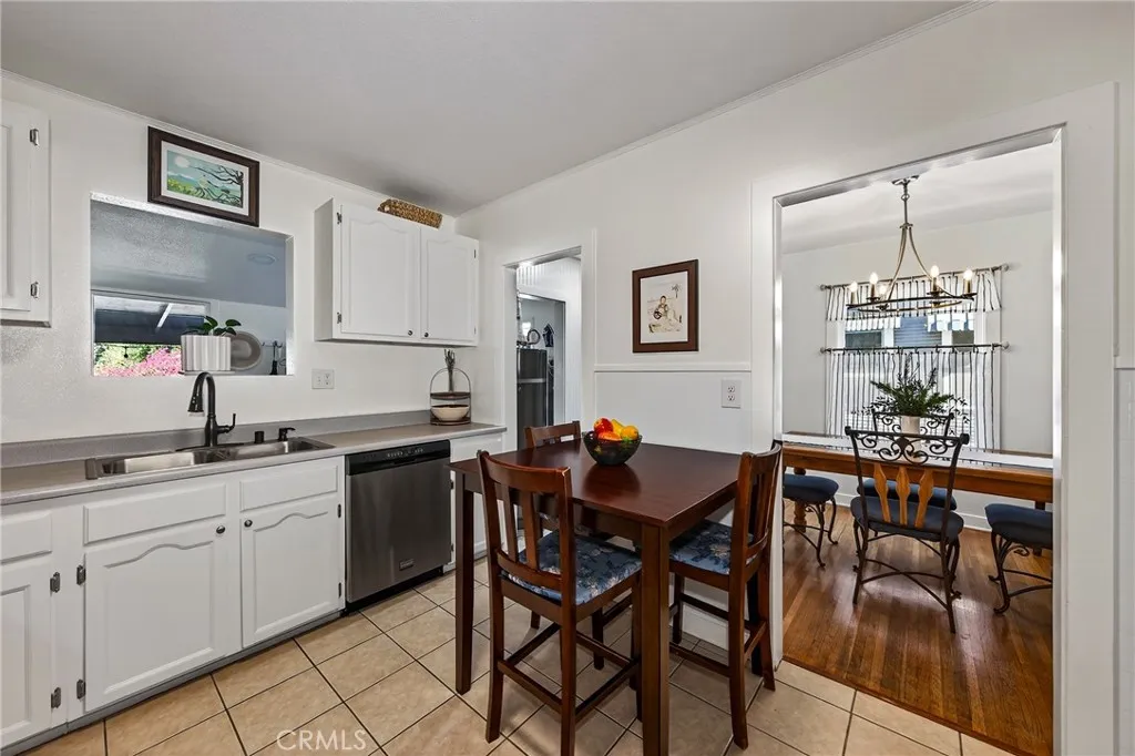 716 W Olive, Redlands, California 92373 home-pic-11