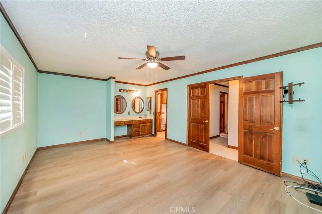 725 Northpark, San Bernardino, California 92407 home-pic-9