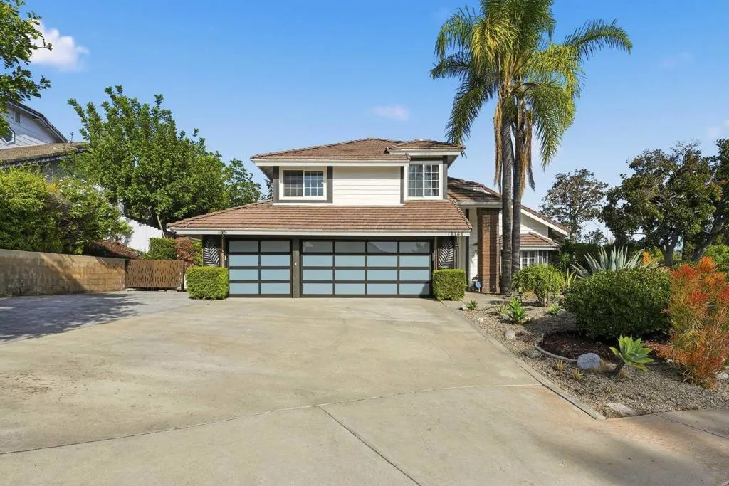 13366 Twin Circle Ct, Poway, California 92064 home-pic-0