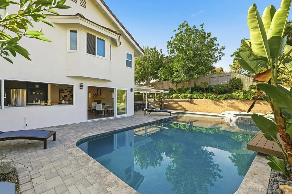 13366 Twin Circle Ct, Poway, California 92064 home-pic-34