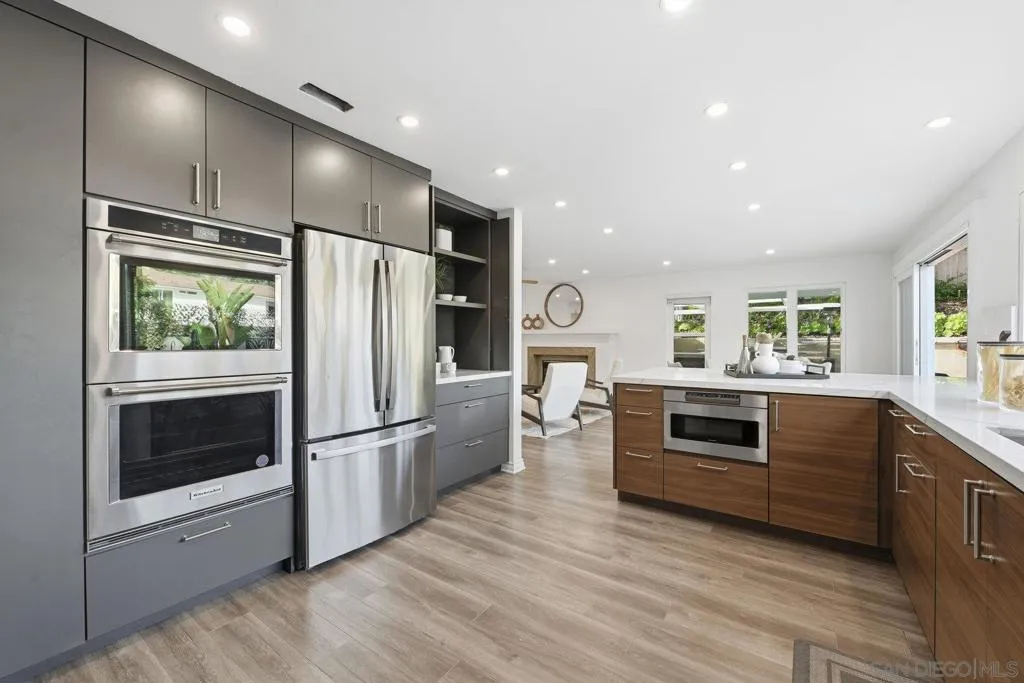 13366 Twin Circle Ct, Poway, California 92064 home-pic-10