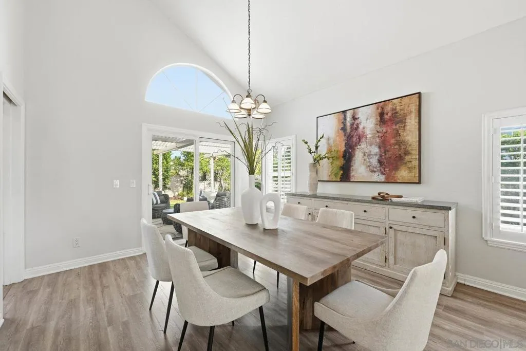 13366 Twin Circle Ct, Poway, California 92064 home-pic-7