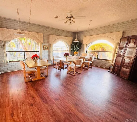 Community Dining Area