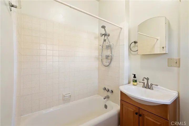 1329 Beach, San Luis Obispo, California 93401