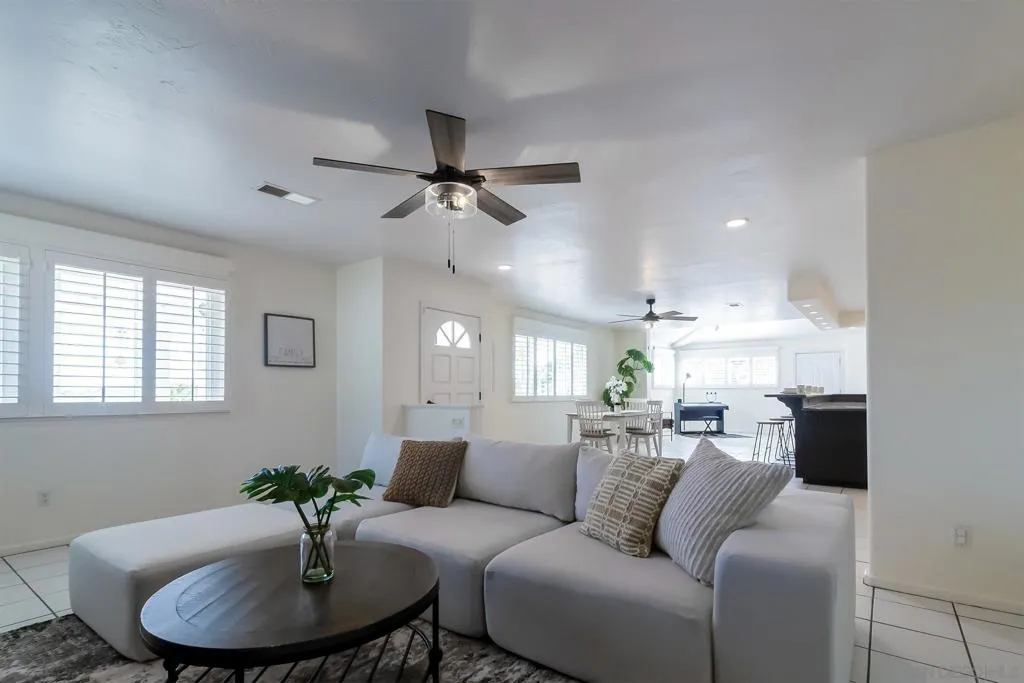 10028 Resmar Pl, La Mesa, California 91941 home-pic-5