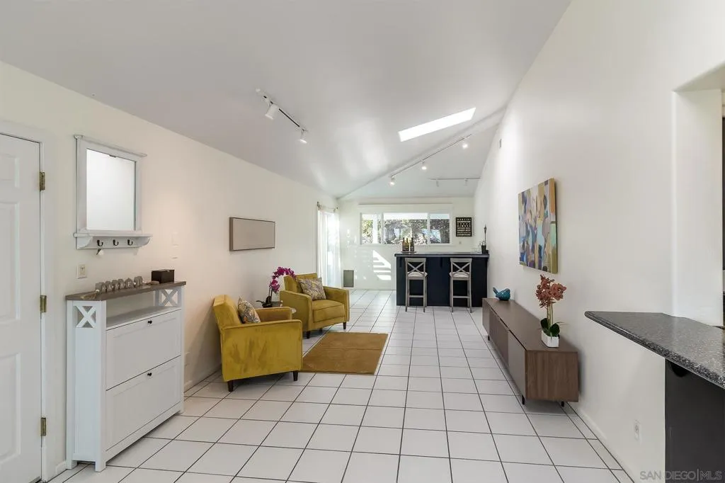 10028 Resmar Pl, La Mesa, California 91941 home-pic-15
