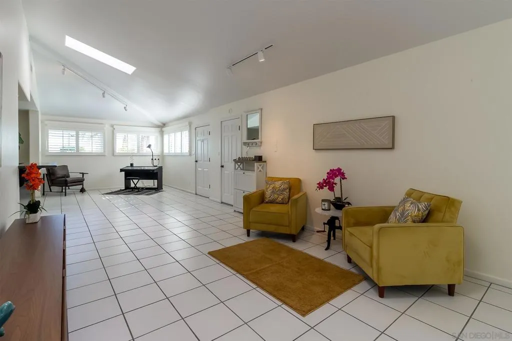 10028 Resmar Pl, La Mesa, California 91941 home-pic-14