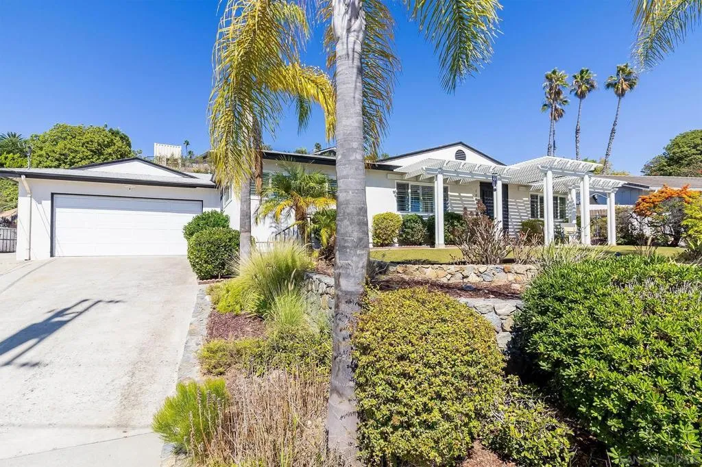 10028 Resmar Pl, La Mesa, California 91941 home-pic-2