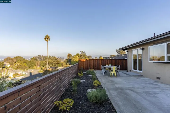 1264 Belfair Dr, Pinole, California 94564