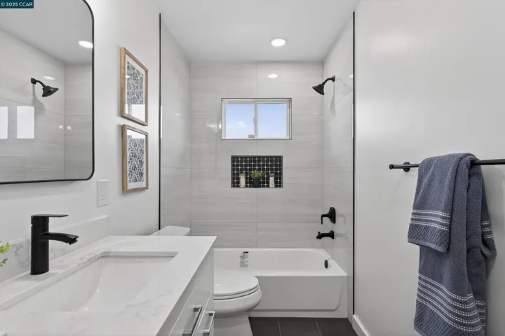 1264 Belfair Dr, Pinole, California 94564