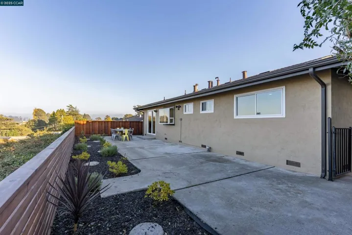1264 Belfair Dr, Pinole, California 94564