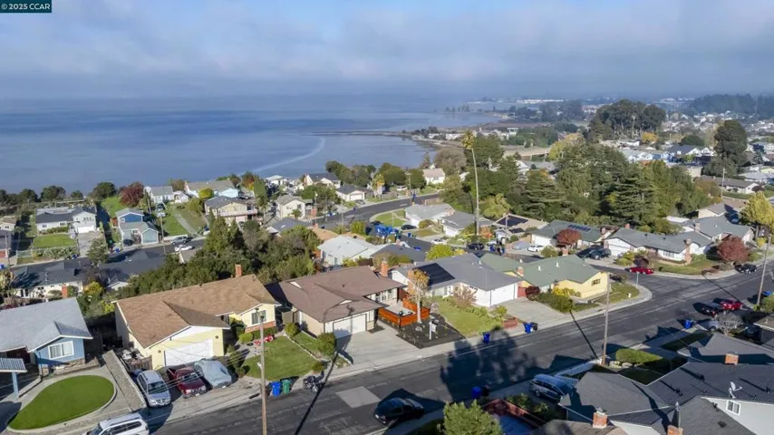 1264 Belfair Dr, Pinole, California 94564