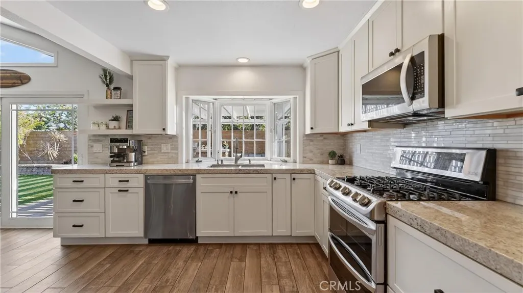 20972 Calle Celeste, Lake Forest, California 92630 home-pic-21