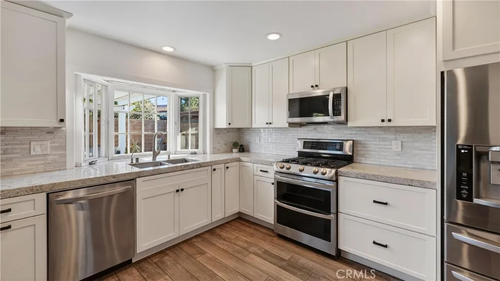 20972 Calle Celeste, Lake Forest, California 92630 home-pic-23
