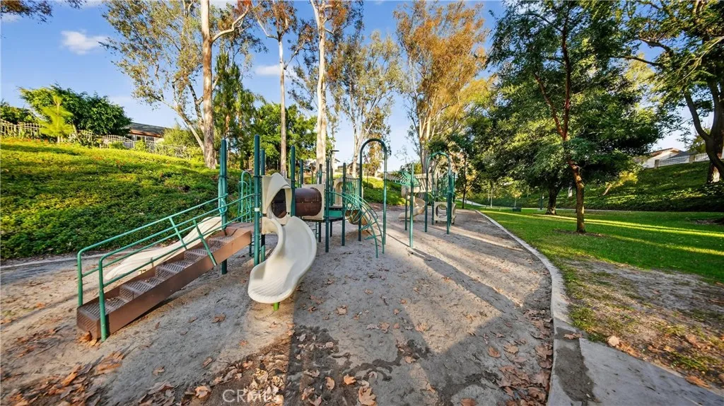 20972 Calle Celeste, Lake Forest, California 92630 home-pic-49