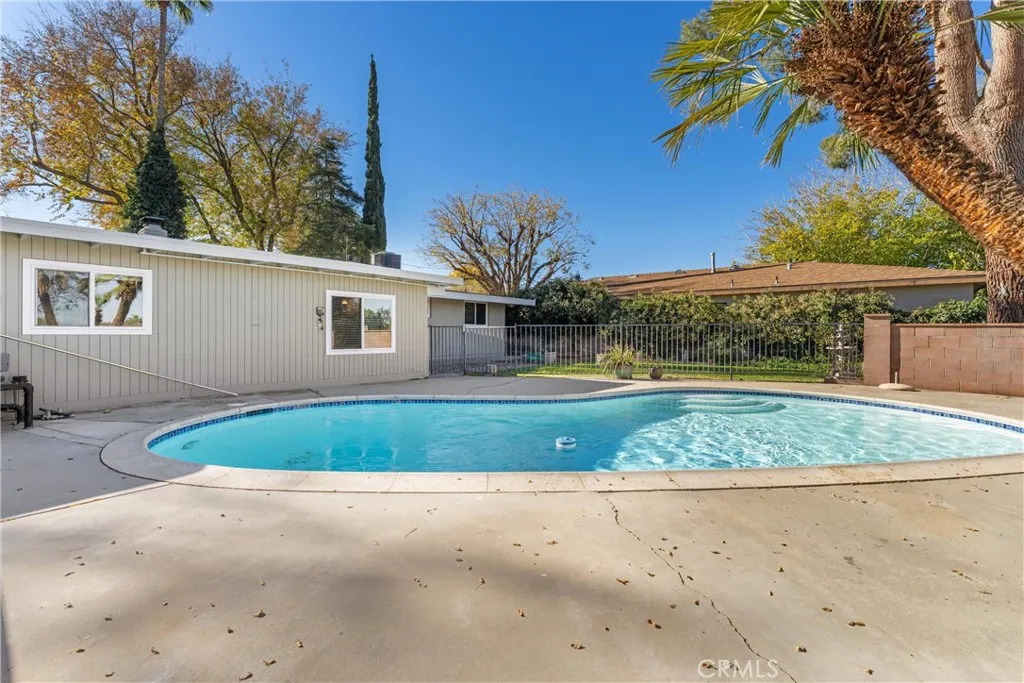 5121 W Avenue M4, Lancaster, California 93536 home-pic-23