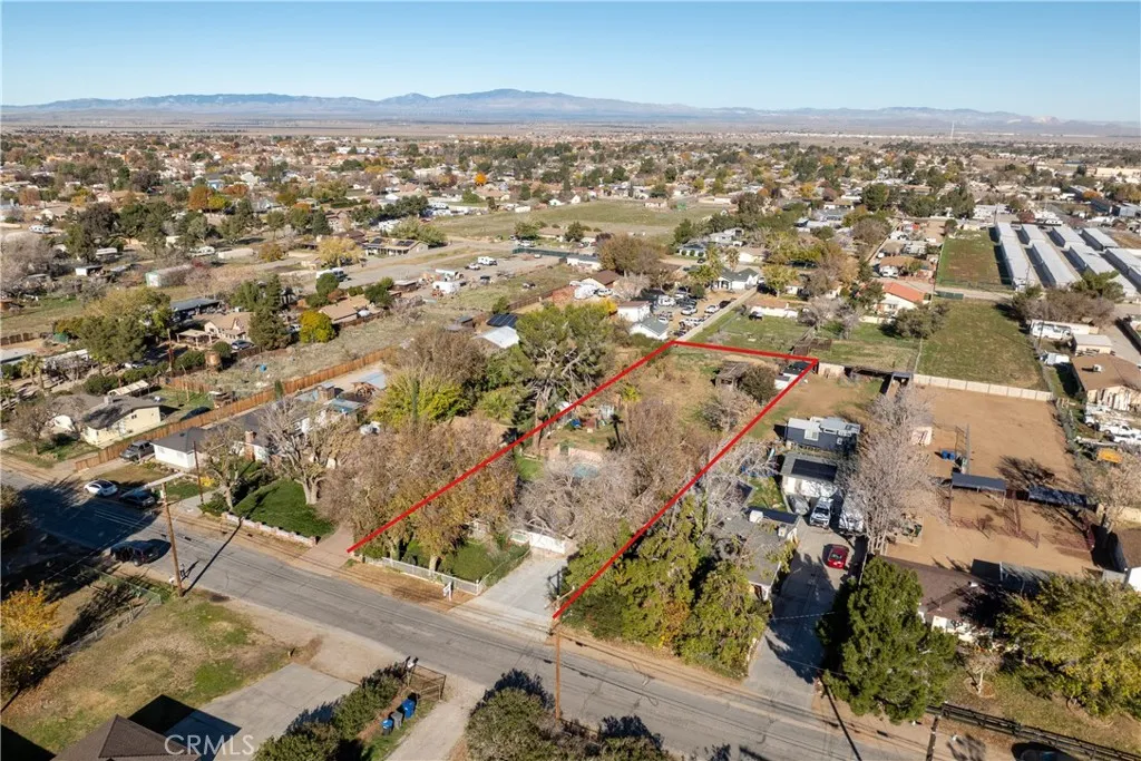 5121 W Avenue M4, Lancaster, California 93536 home-pic-26