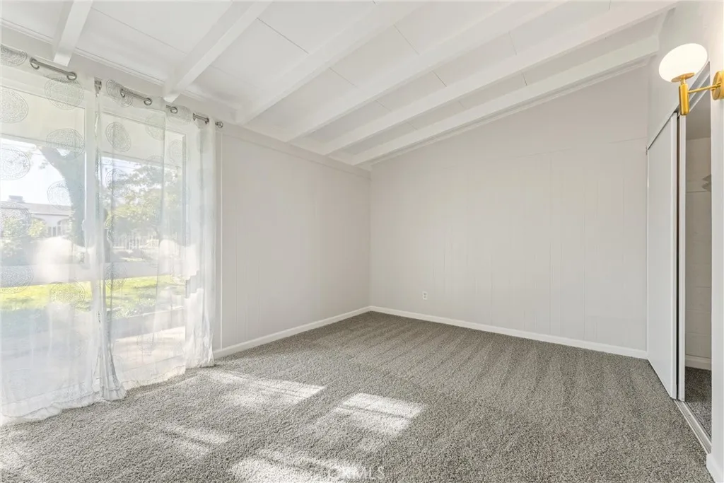 5121 W Avenue M4, Lancaster, California 93536 home-pic-15
