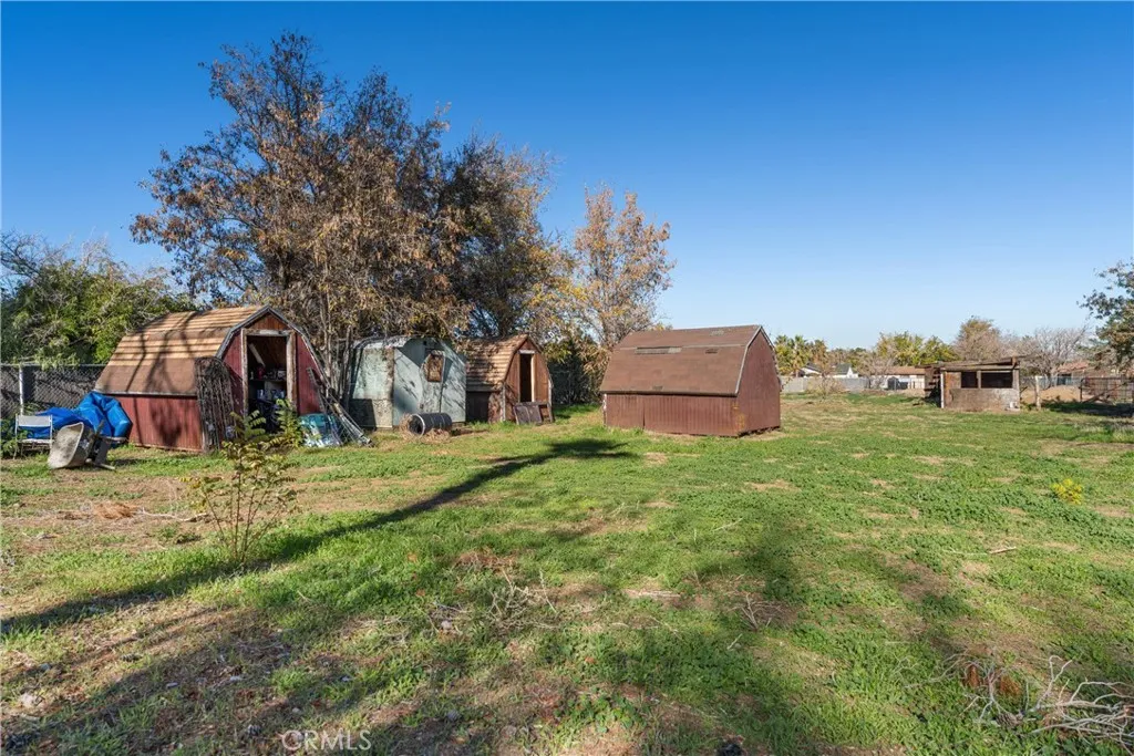 5121 W Avenue M4, Lancaster, California 93536 home-pic-24