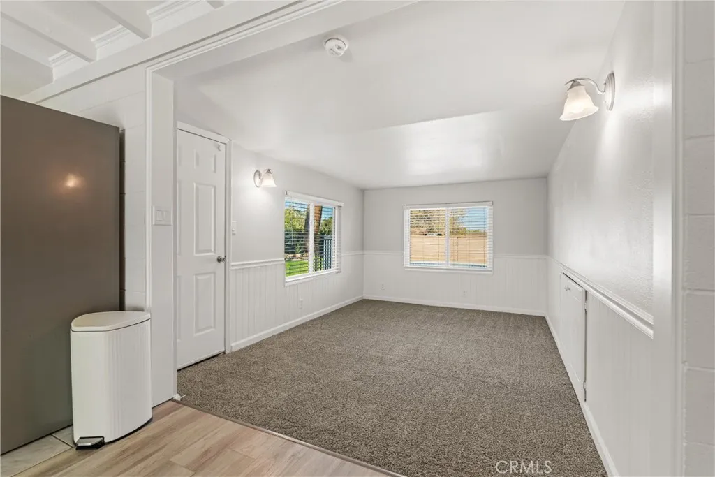 5121 W Avenue M4, Lancaster, California 93536 home-pic-10