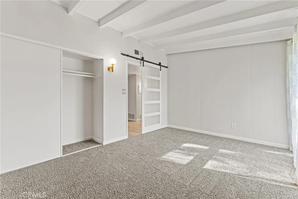 5121 W Avenue M4, Lancaster, California 93536 home-pic-16