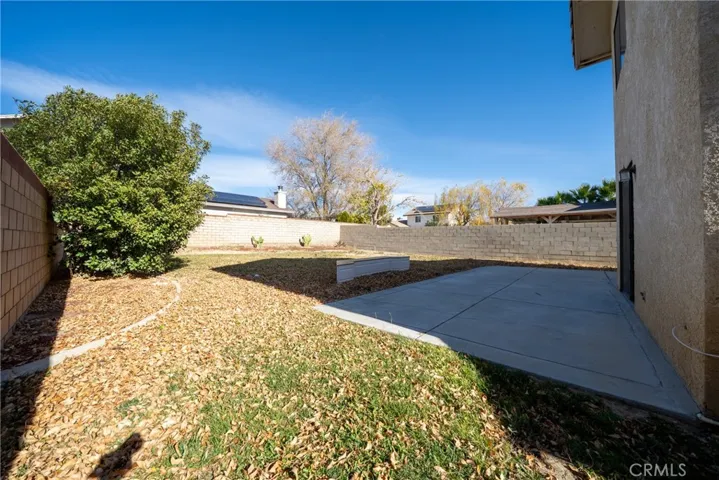 1221 W Avenue H4, Lancaster, California 93534